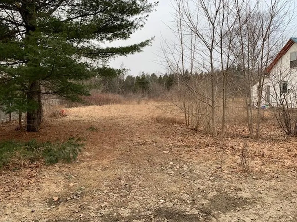 96 Beechwood Street Thomaston ME 04861