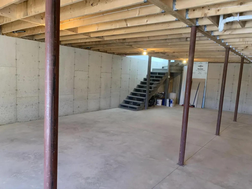 239 Old Airline Road Aurora ME 04408