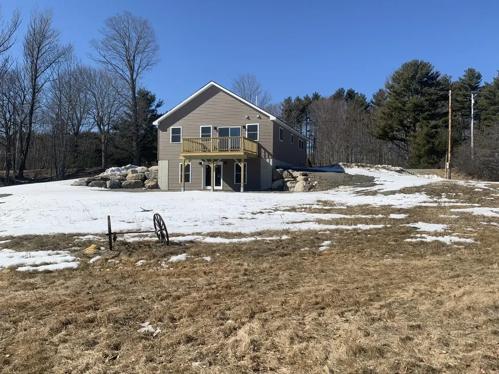 239 Old Airline Road Aurora ME 04408