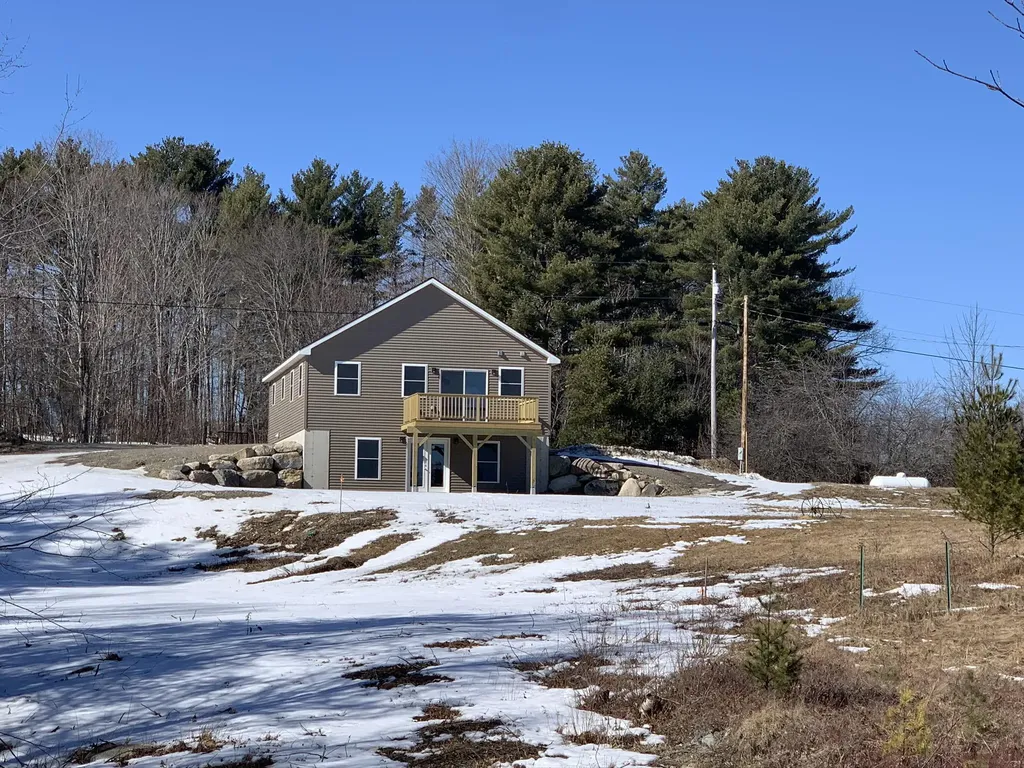 239 Old Airline Road Aurora ME 04408