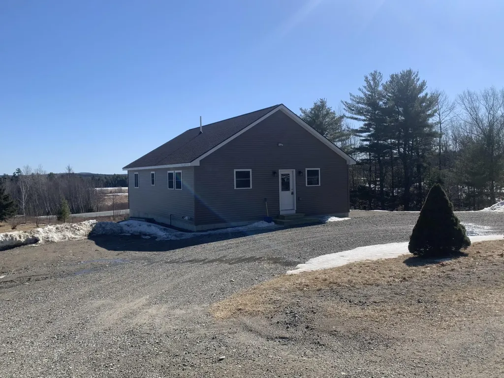 239 Old Airline Road Aurora ME 04408