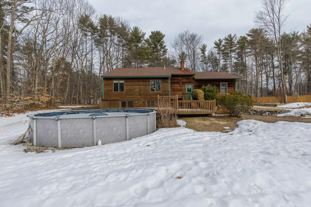 5 Luckys Lane Windham ME 04062