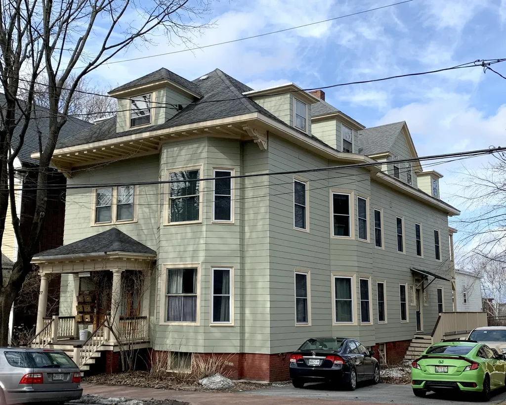 27 Sherman Street Portland ME 04101