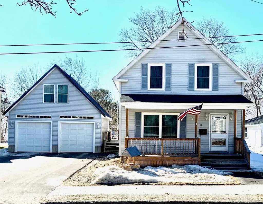 17 5th Street Old Town ME 04468