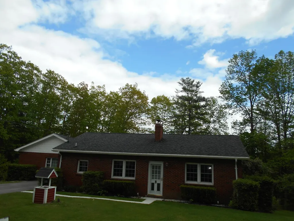 253 Mast Hill Road Bucksport ME 04416