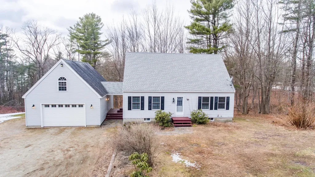 601 River Road Dresden ME 04342