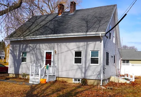 16 Church Street Winterport ME 04496