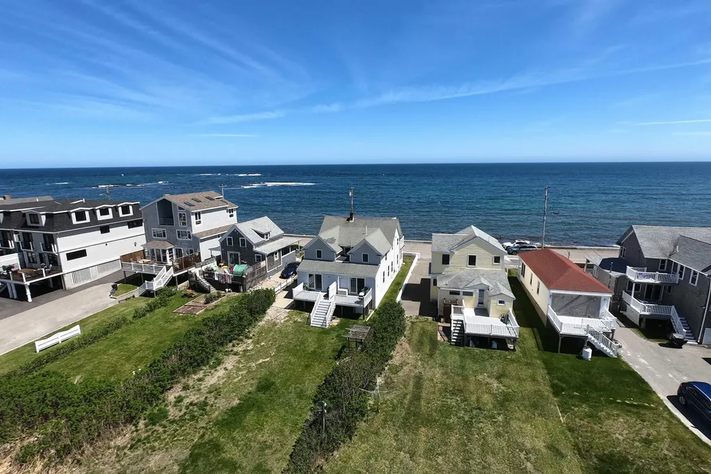 343 Webhannet Drive Wells ME 04090