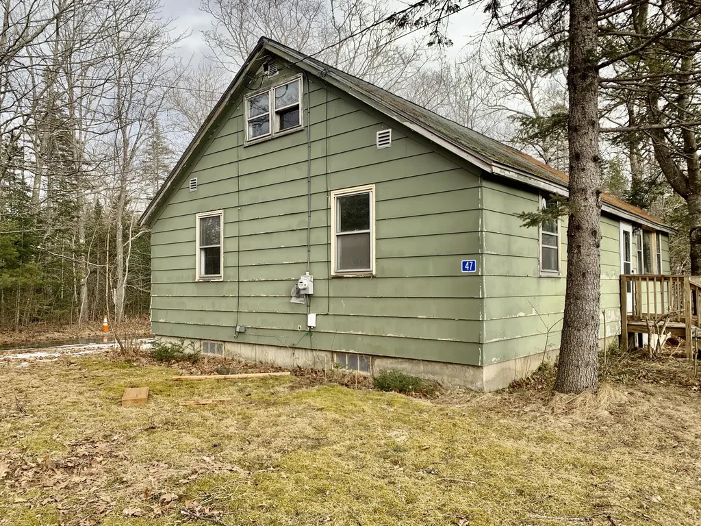 47 Mast Hill Road Bucksport ME 04416