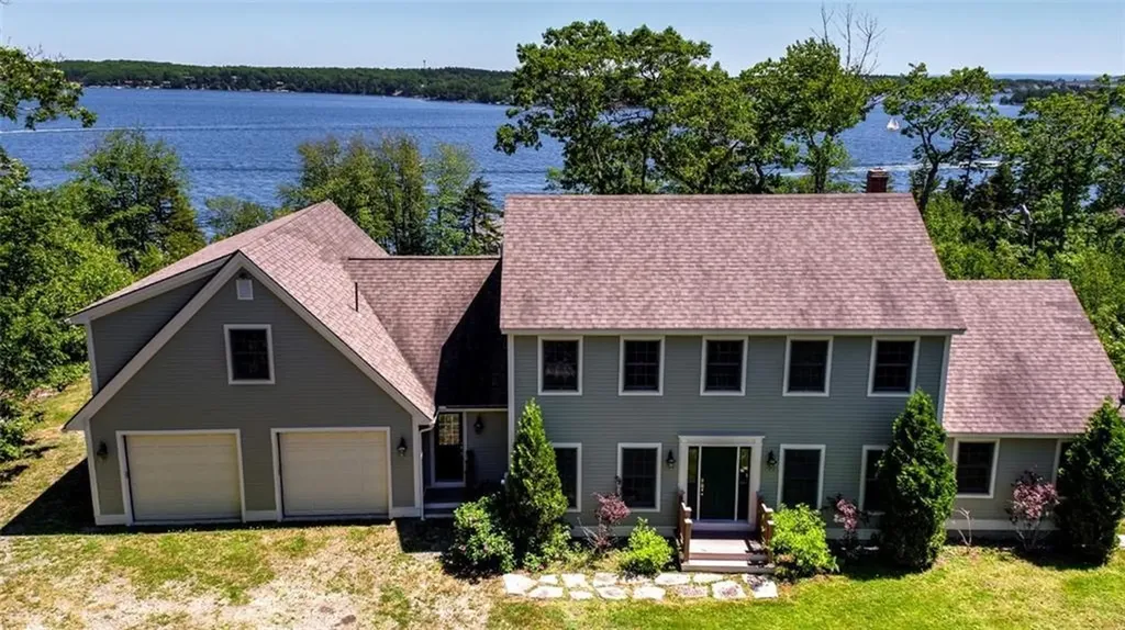 29 Spruce Point Heights Boothbay Harbor ME 04538