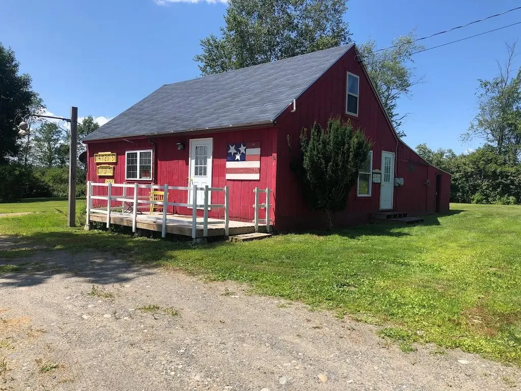 714 Main Street Clinton ME 04927