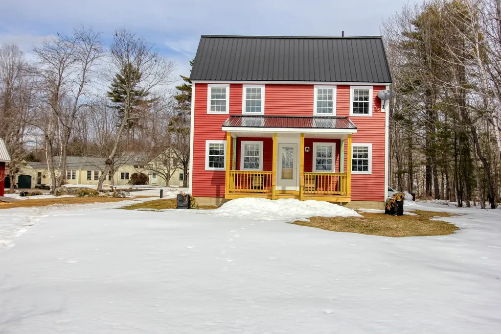 568 Sodom Road Norway ME 04268
