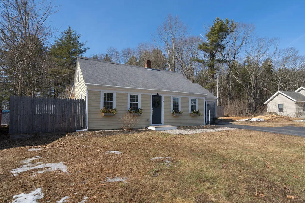 54 Florida Avenue Portland ME 04103