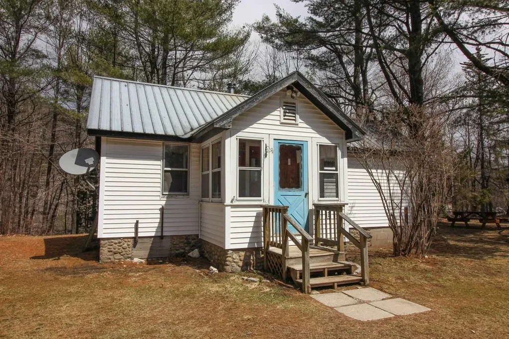 39 Rabbit Road Bethel ME 04217
