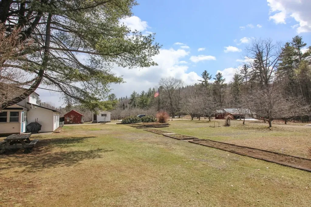 39 Rabbit Road Bethel ME 04217
