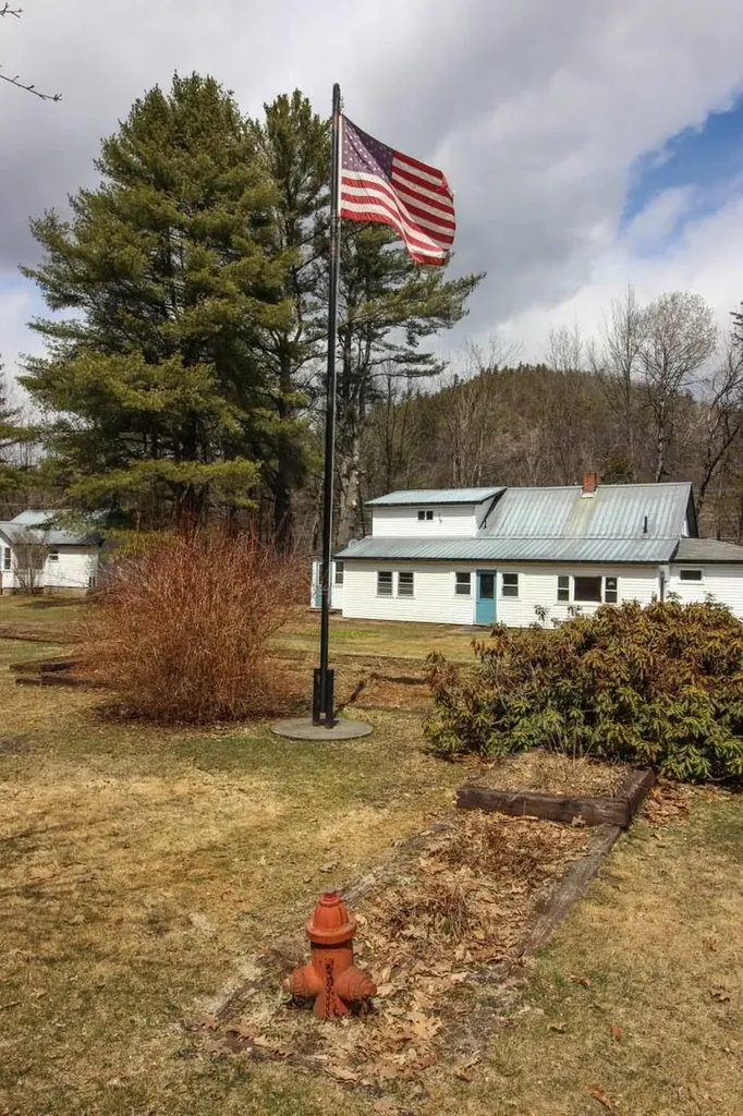 39 Rabbit Road Bethel ME 04217