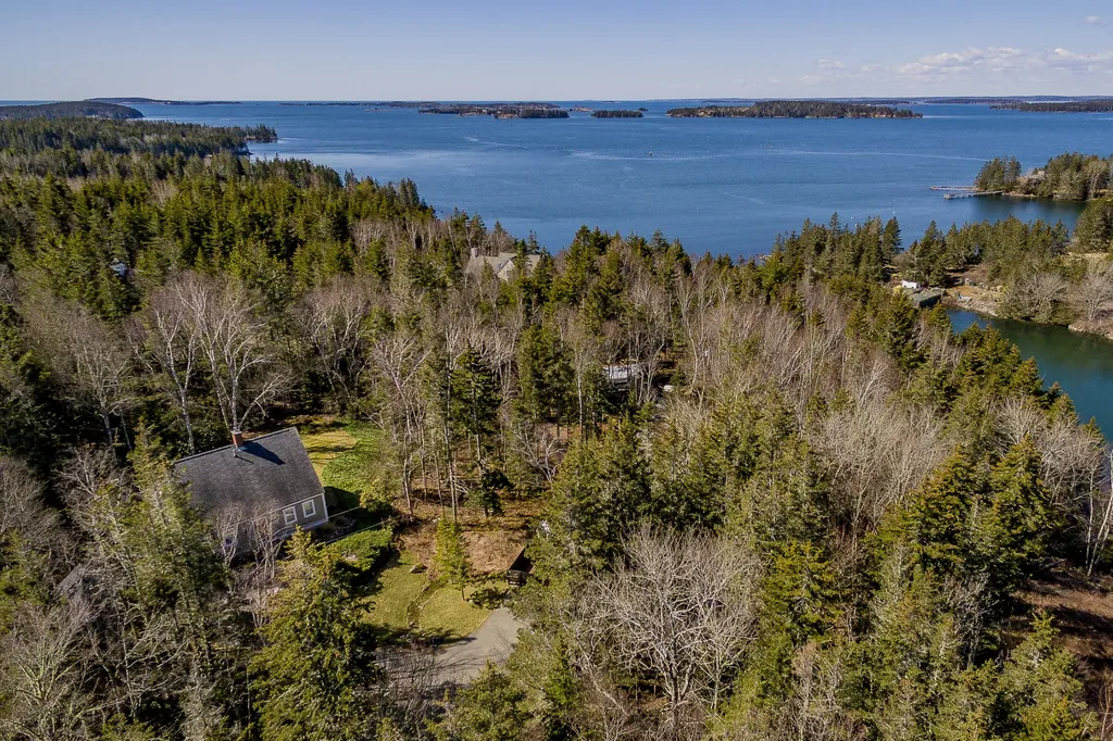 8 Ice House Cove Road Saint George ME 04860