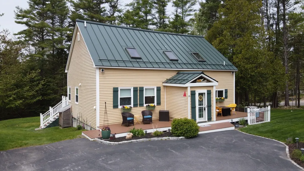 25 Harpswell By The Sea Harpswell ME 04079