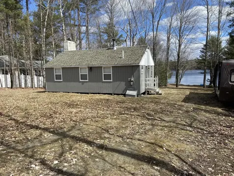48 Henry Lane Winthrop ME 04364