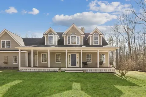 10 Acorn Ridge Road Freeport ME 04032