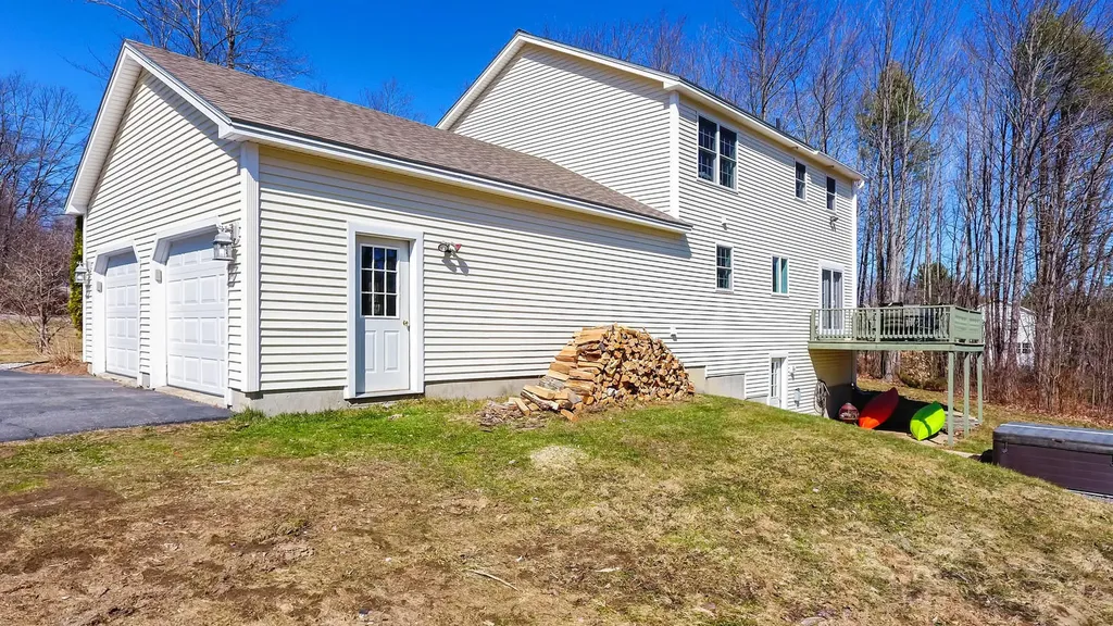 18 Hunter Hill Road Durham ME 04222
