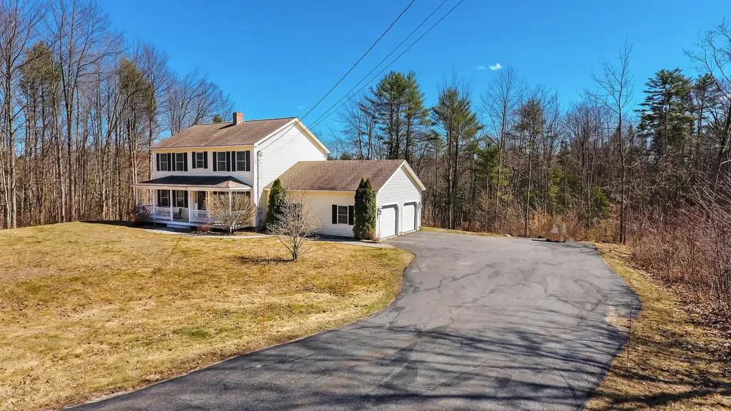 18 Hunter Hill Road Durham ME 04222