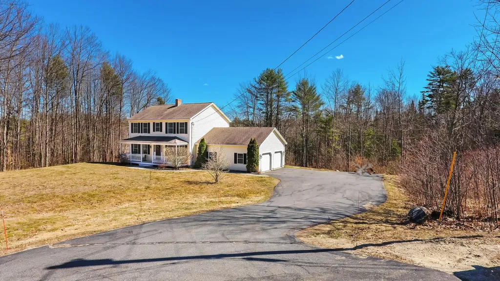 18 Hunter Hill Road Durham ME 04222