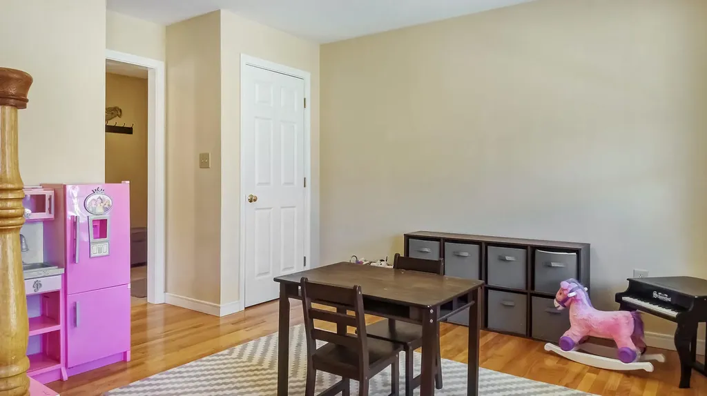 18 Hunter Hill Road Durham ME 04222