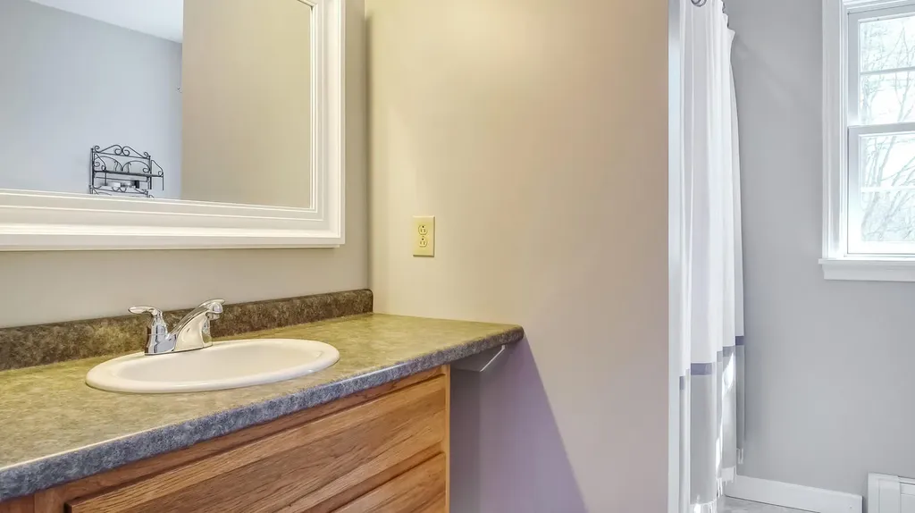 18 Hunter Hill Road Durham ME 04222