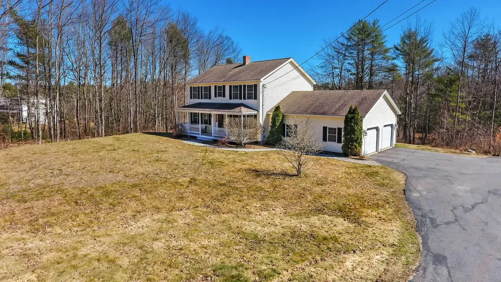 18 Hunter Hill Road Durham ME 04222