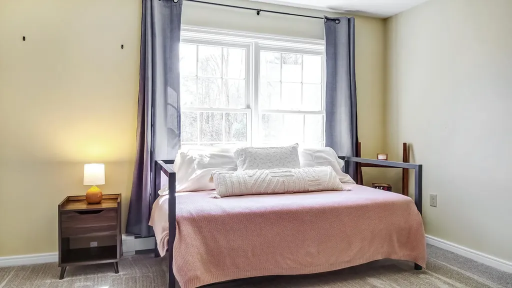 18 Hunter Hill Road Durham ME 04222