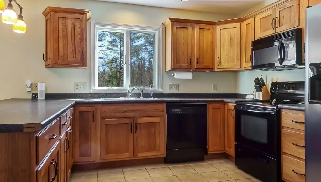 18 Hunter Hill Road Durham ME 04222