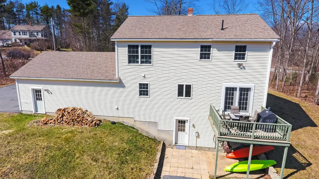 18 Hunter Hill Road Durham ME 04222