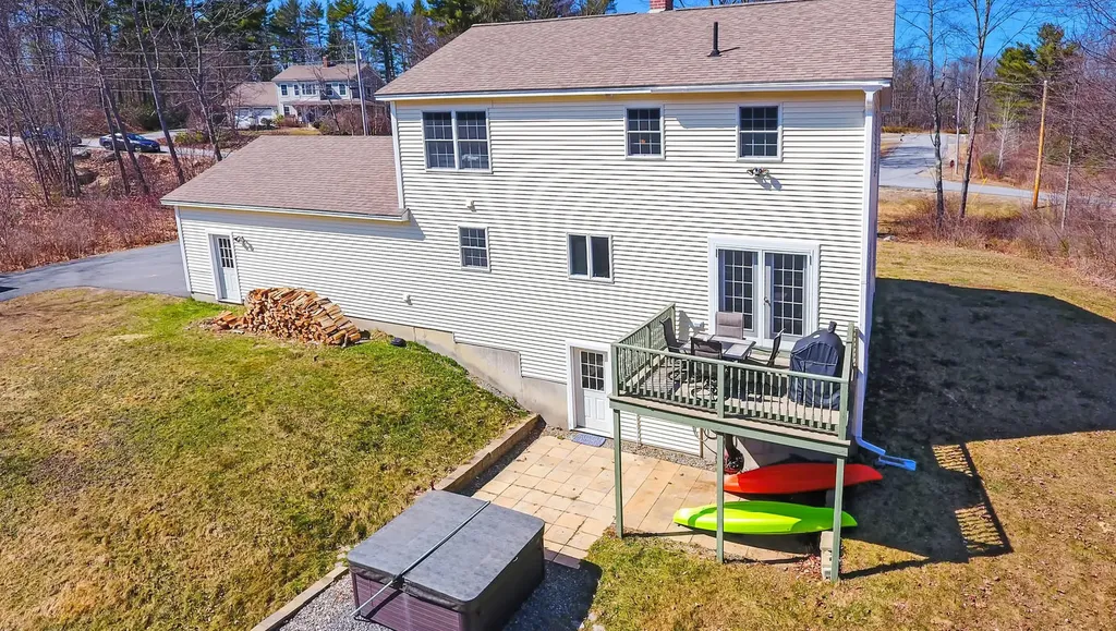 18 Hunter Hill Road Durham ME 04222