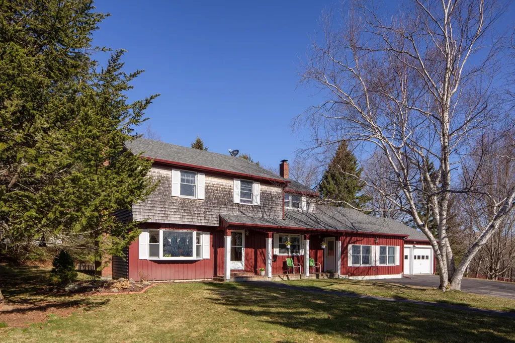 65 Sunrise Terrace Thomaston ME 04861