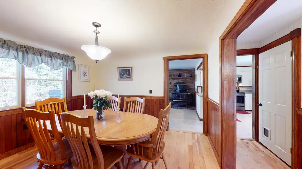 65 Sunrise Terrace Thomaston ME 04861