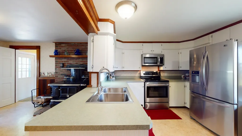 65 Sunrise Terrace Thomaston ME 04861