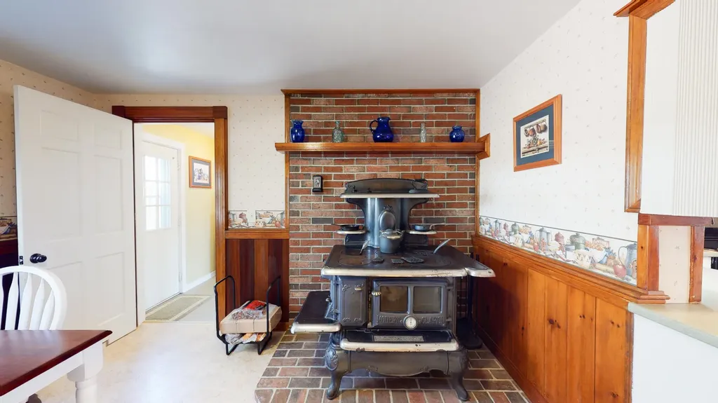 65 Sunrise Terrace Thomaston ME 04861