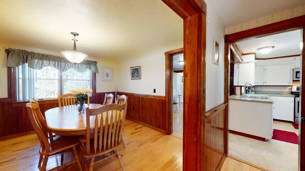 65 Sunrise Terrace Thomaston ME 04861