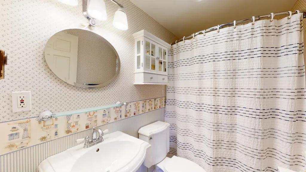 65 Sunrise Terrace Thomaston ME 04861