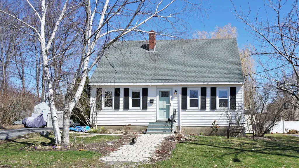 41 Berkshire Road Portland ME 04103