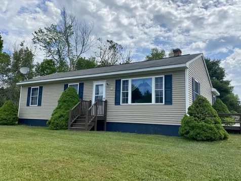 422 Enfield Road Lincoln ME 04457