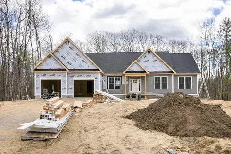 25 Theresa Masse Lane Scarborough ME 04074
