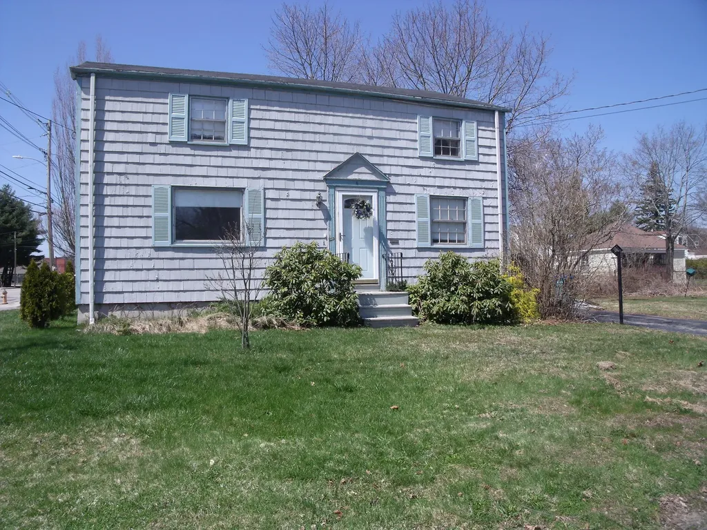 6 Edwards Street Portland ME 04102
