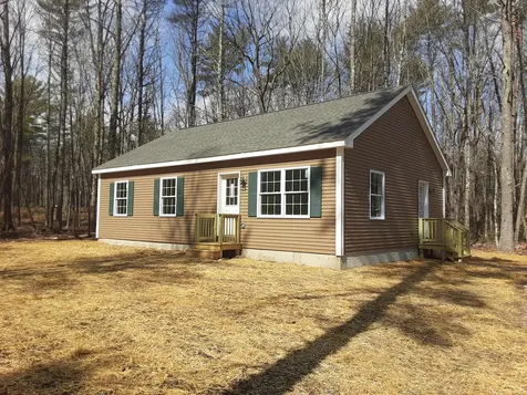 8 Evans Way Sebago ME 04029