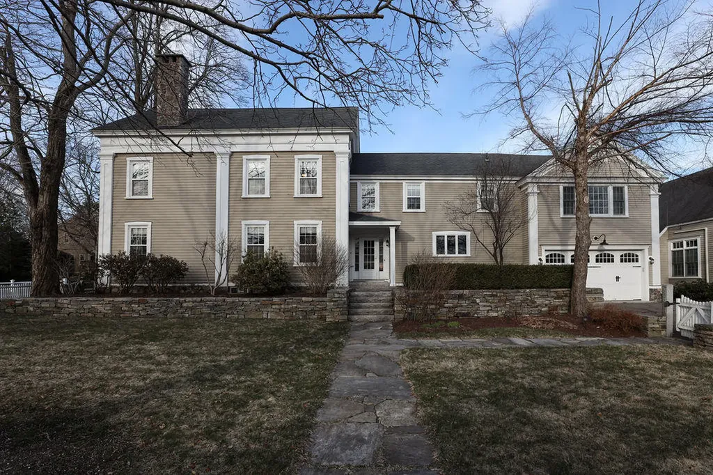 46 Ocean Avenue Kennebunkport ME 04046