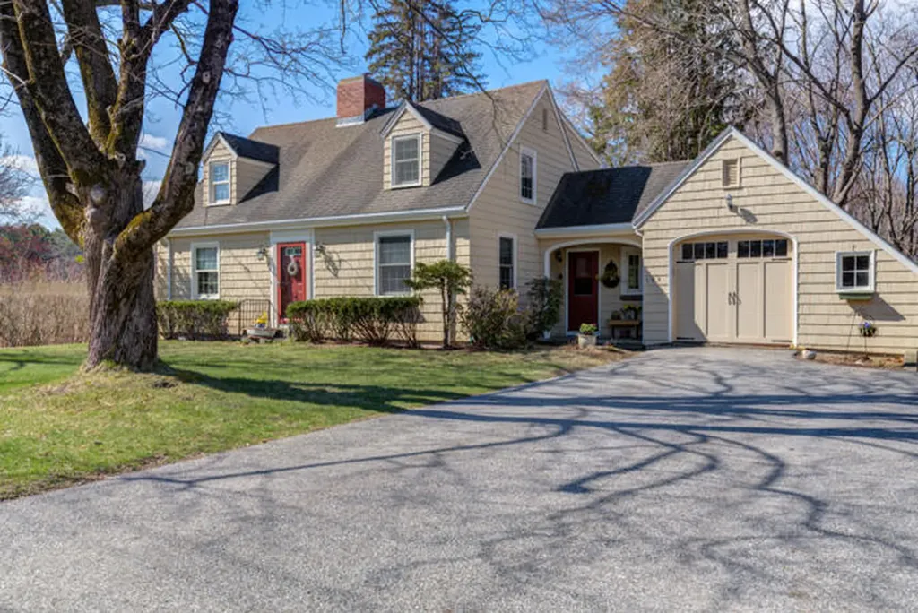 195 Ferry Road Saco ME 04072