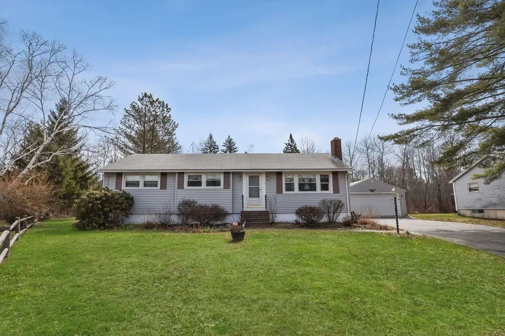 31 Wayside Road Portland ME 04102