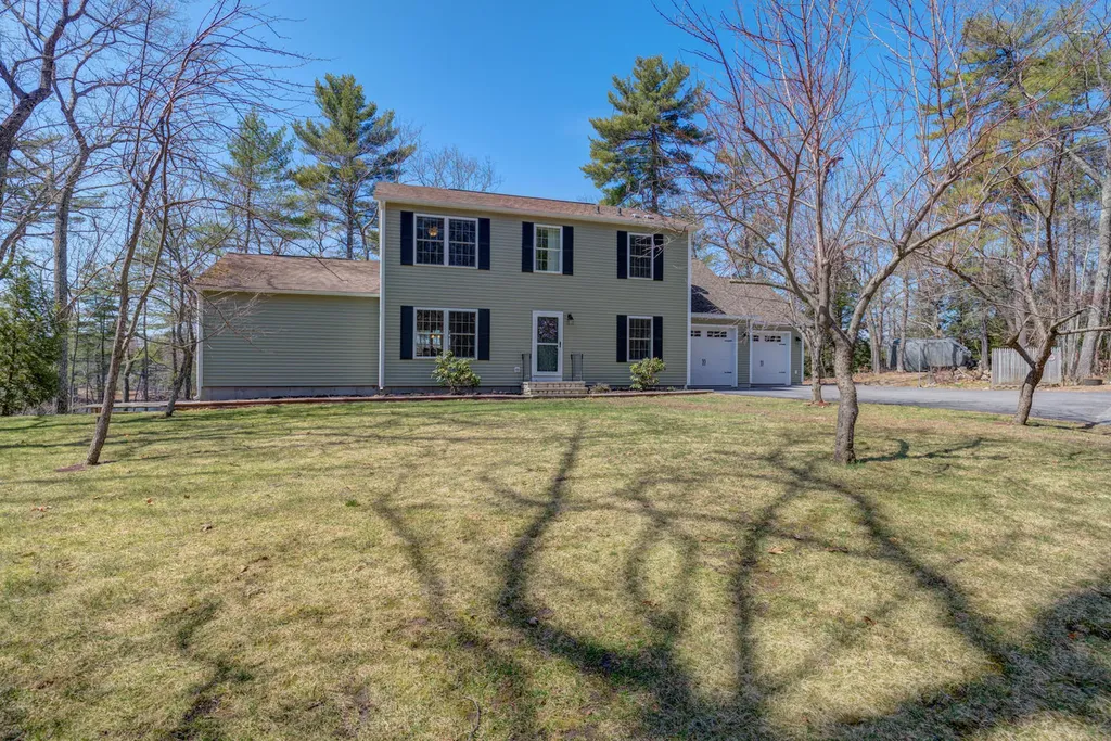 22 Gin Mill Lane Windham ME 04062