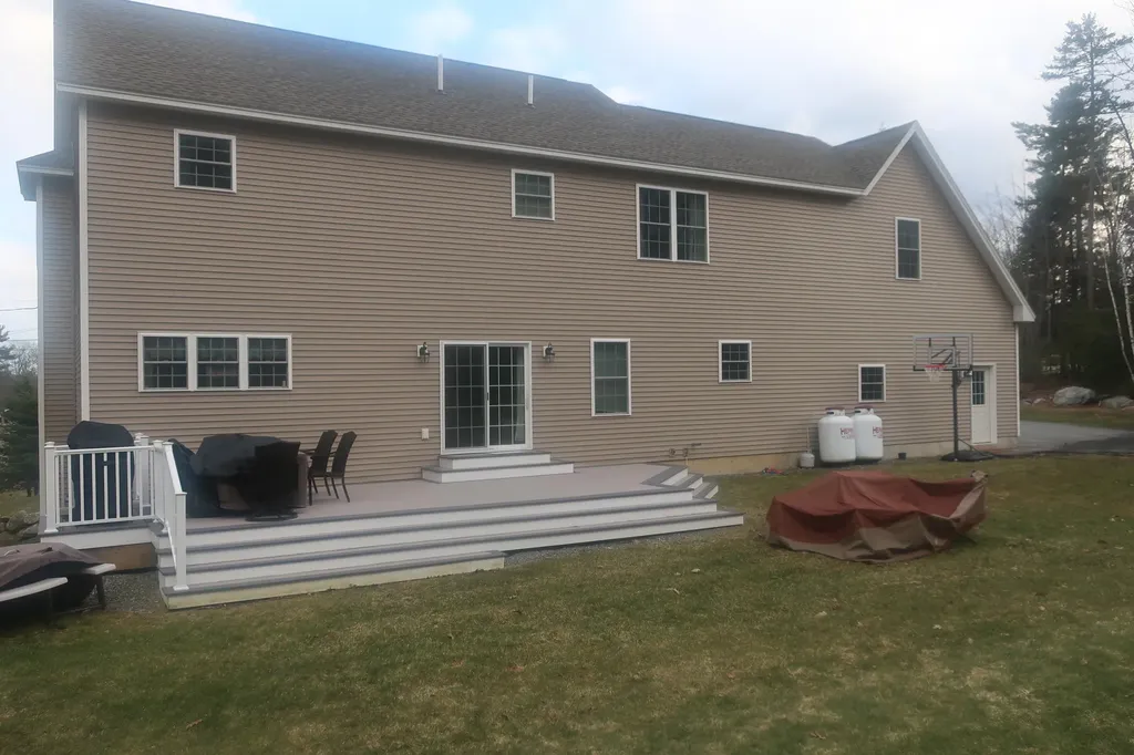 17 Silver Drift Trail Hampden ME 04444